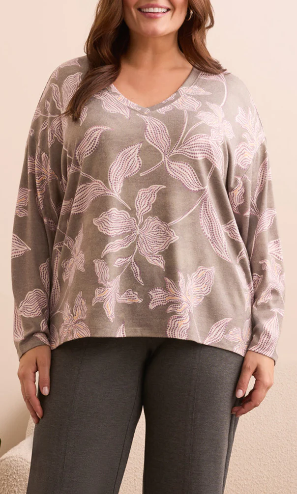 Soft Knit Top With Side Slits - Image 3